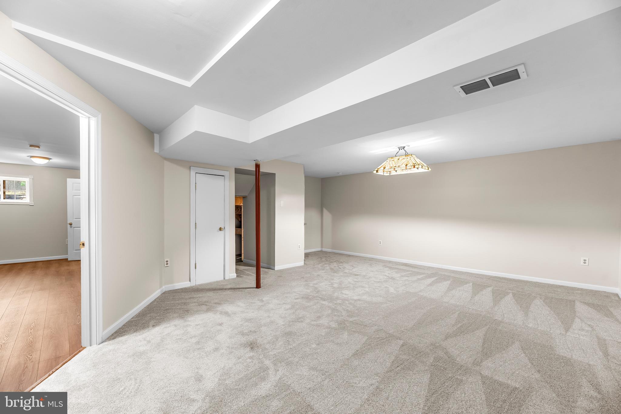 KINGS CREEK ESTATES - Residential