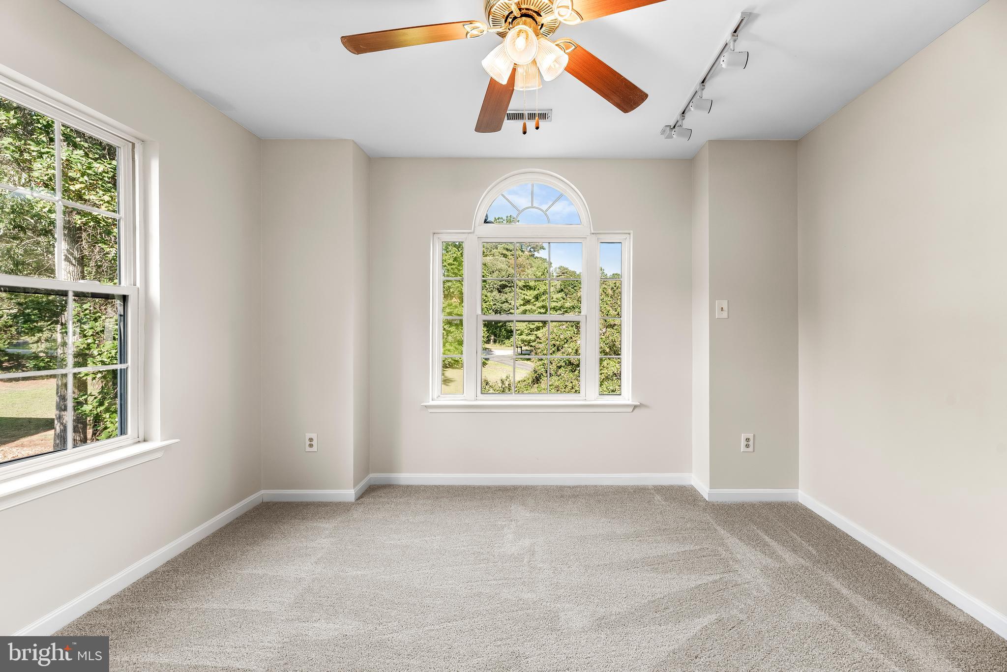 KINGS CREEK ESTATES - Residential