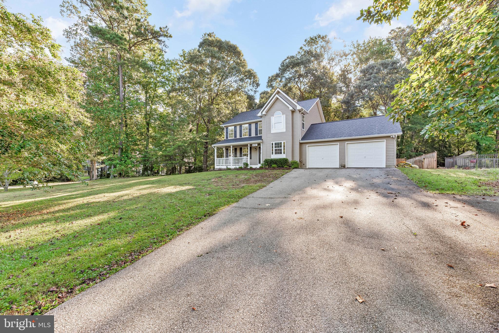 1041 KINGS CREEK DRIVE