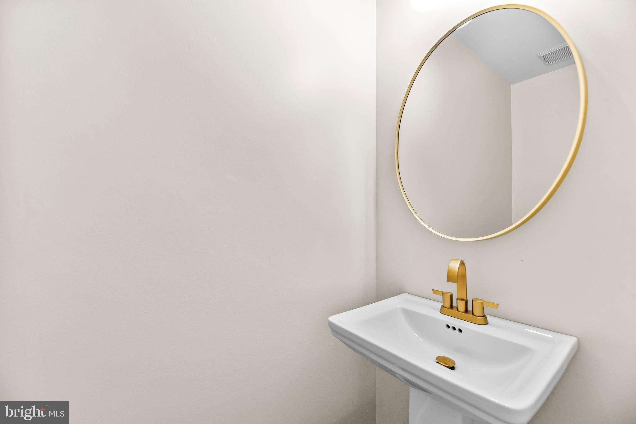 KINGS CREEK ESTATES - Residential