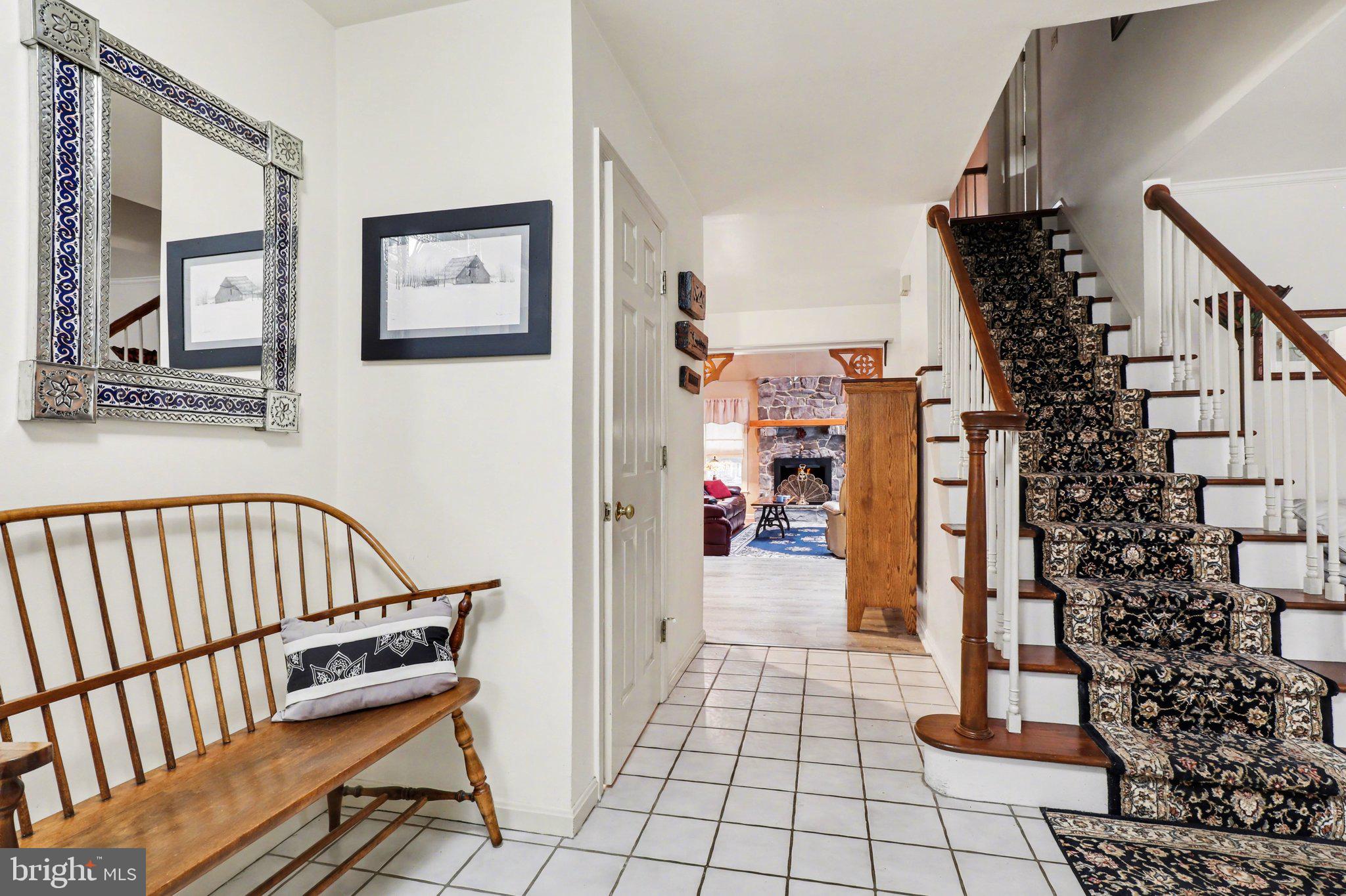 1014 SHADOWSTONE DRIVE