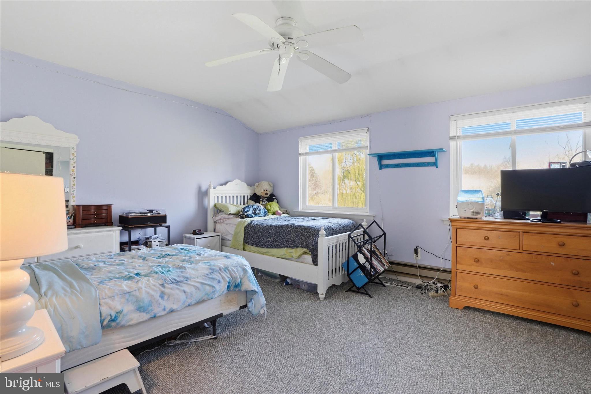 FORDS EDGE - Residential