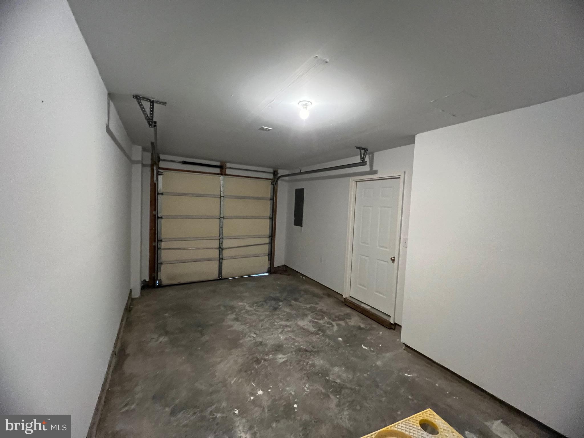 TOWNES OF INWOOD - Residential