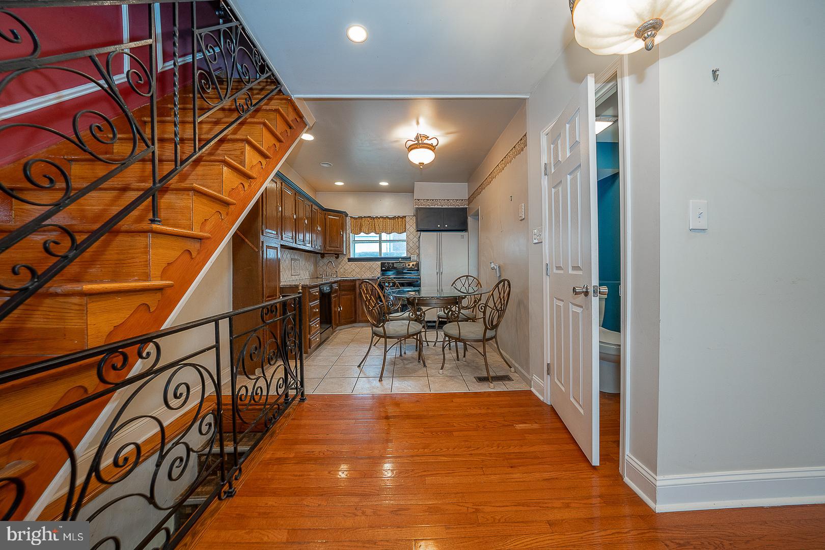 LOWER MOYAMENSING - Residential