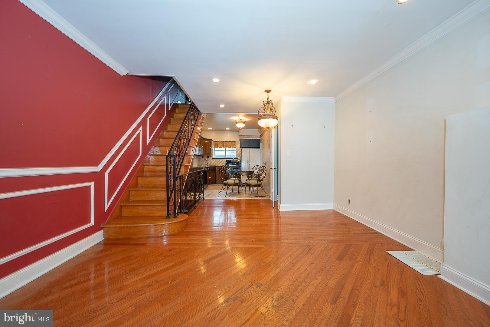 LOWER MOYAMENSING - Residential