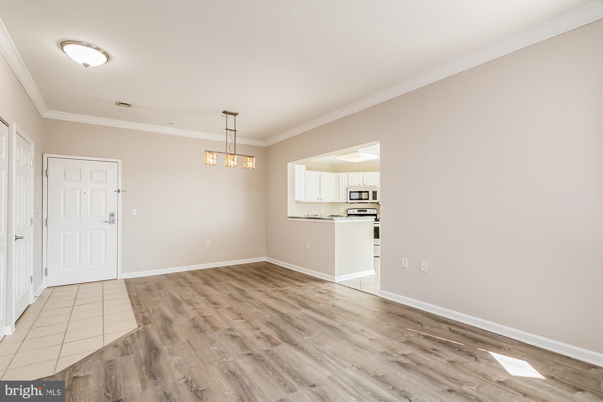 23 PIERSIDE DRIVE 436