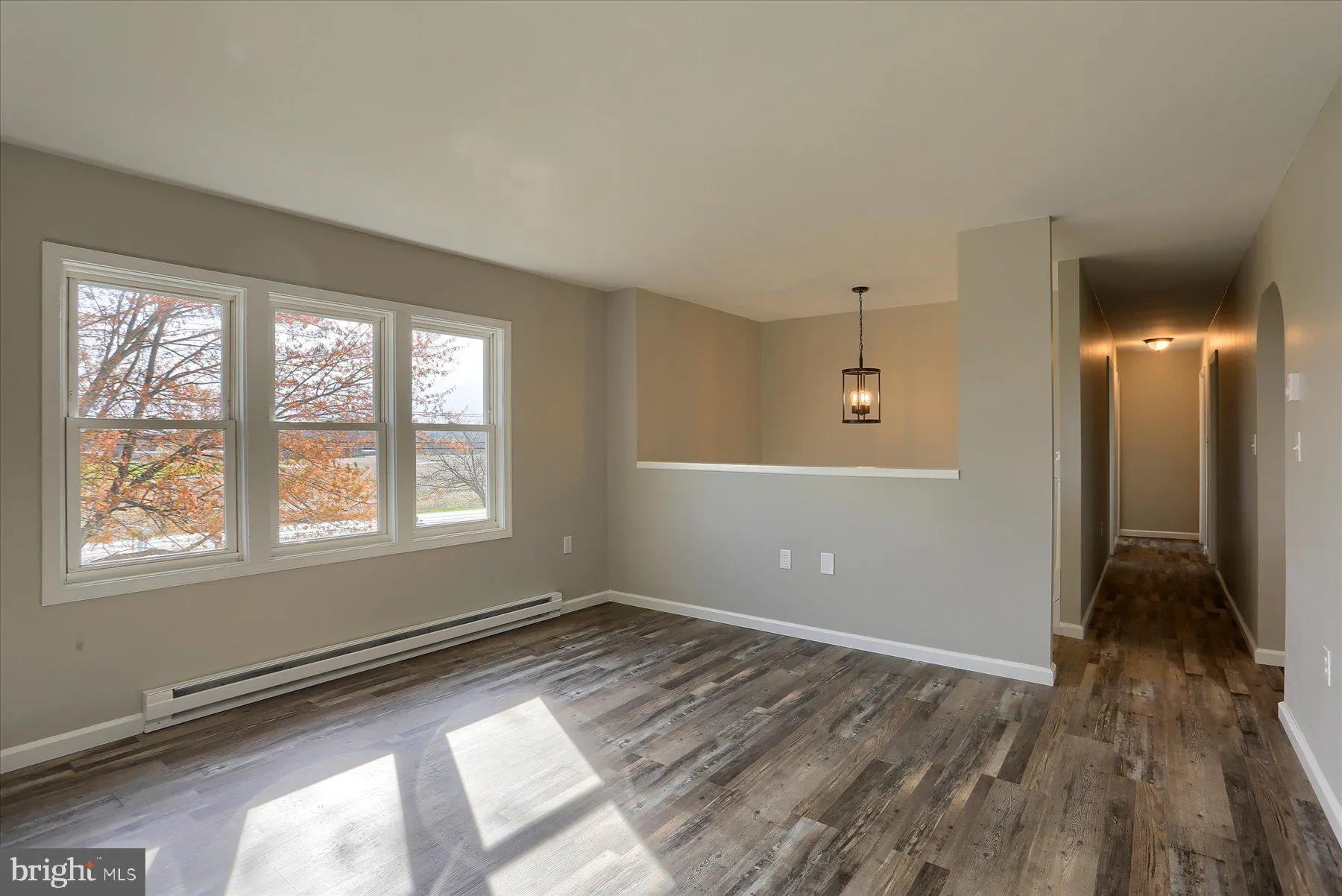 Newville, Pennsylvania 17241, United States, 4 Bedrooms Bedrooms, ,2 BathroomsBathrooms,Residential,Pending,105003