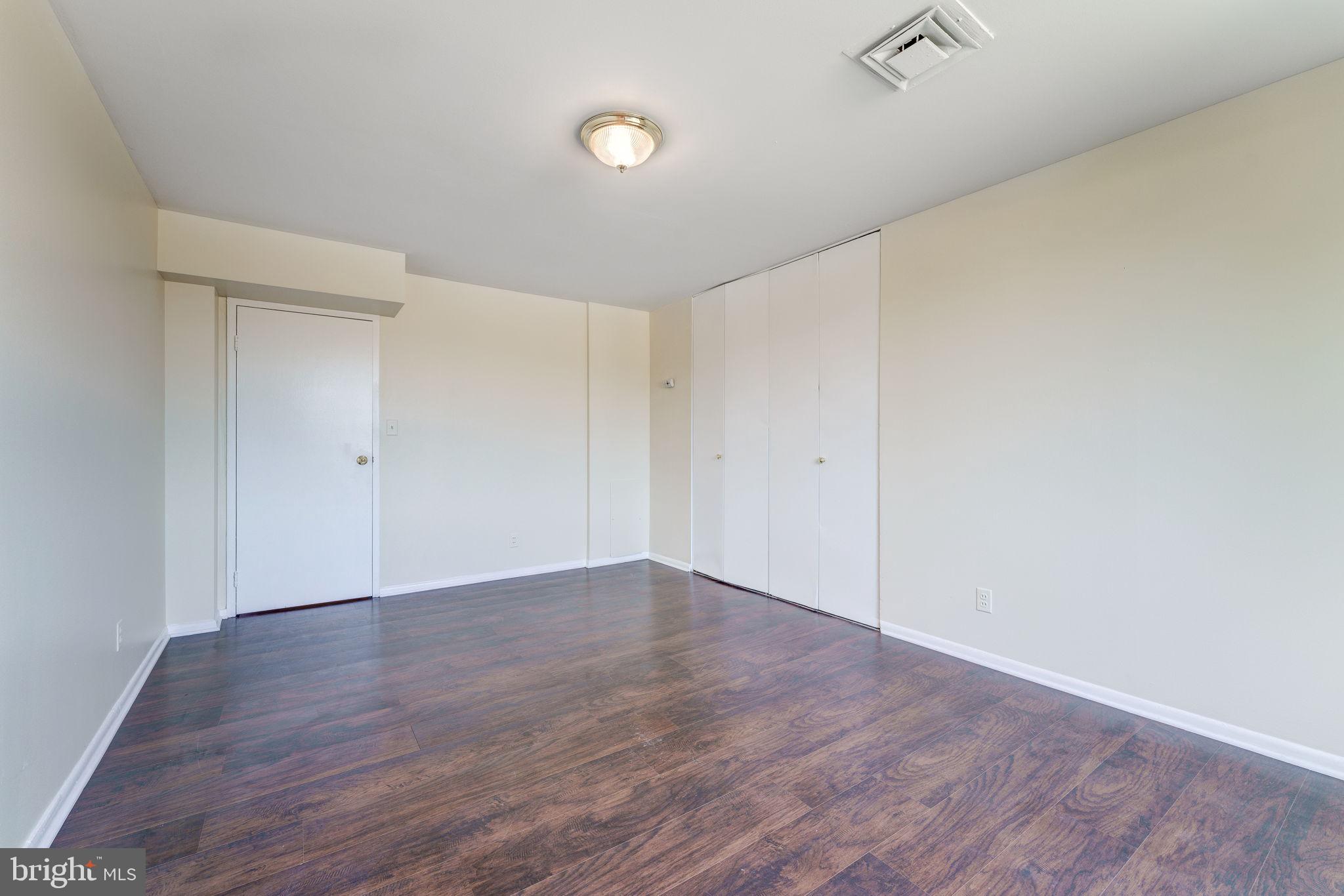 SEVILLE - Residential Lease