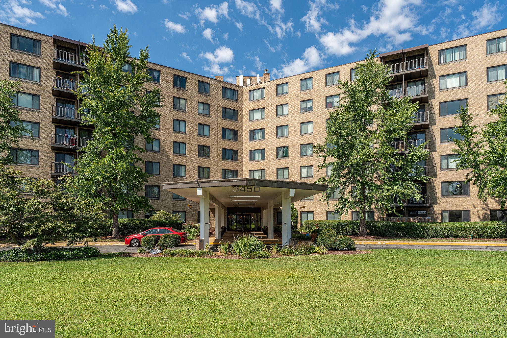 SEVILLE - Residential Lease