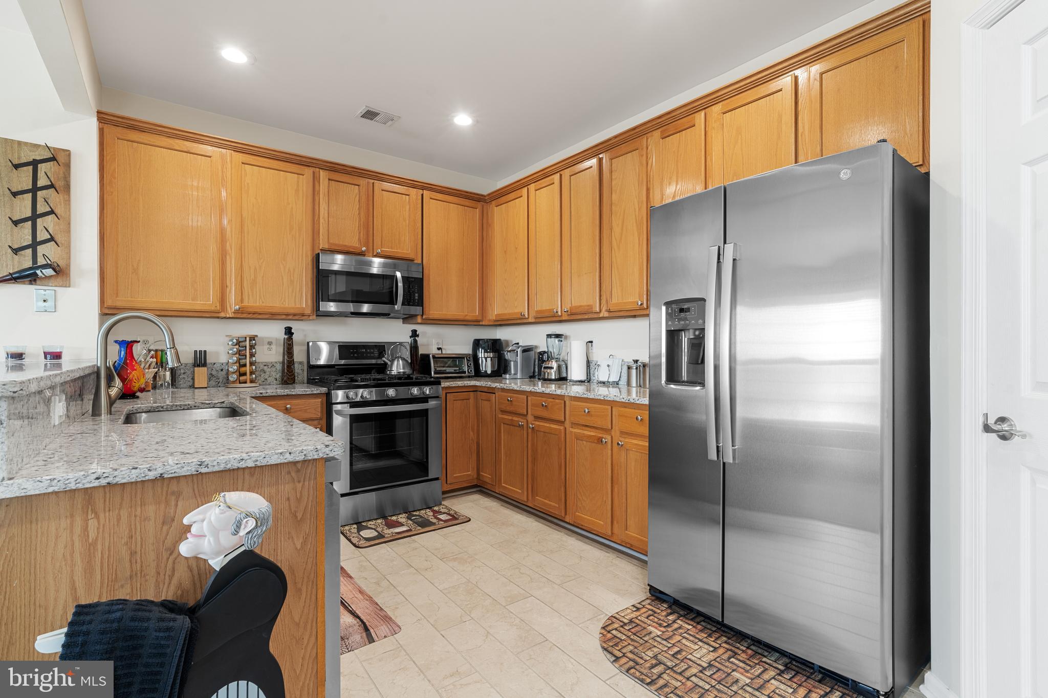 OVERLOOK - Residential Lease