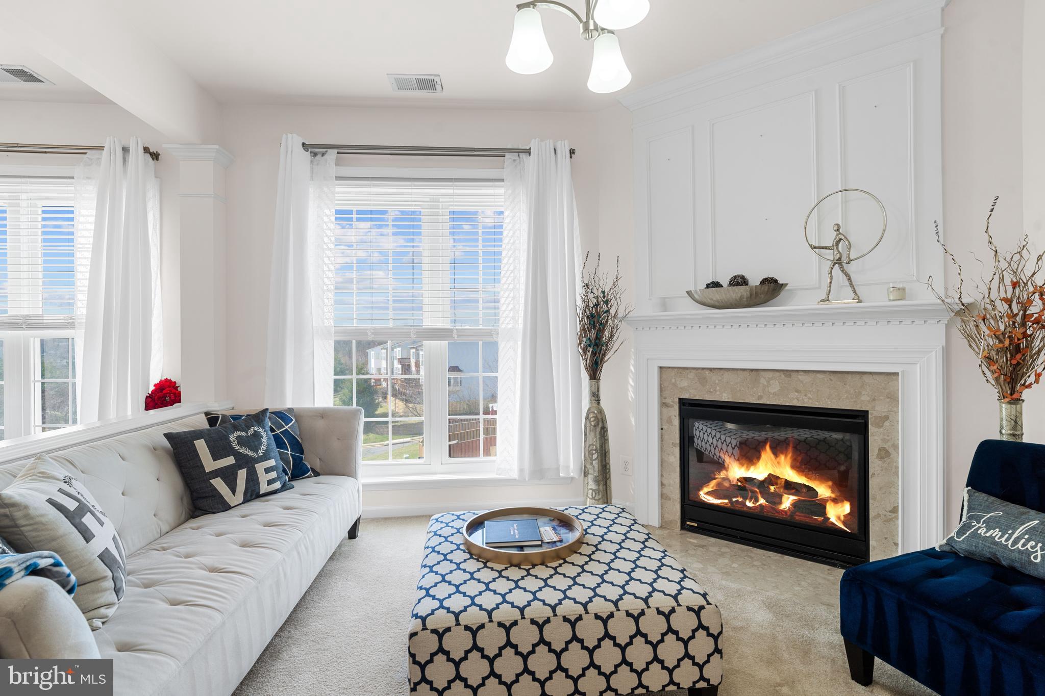 OVERLOOK - Residential Lease