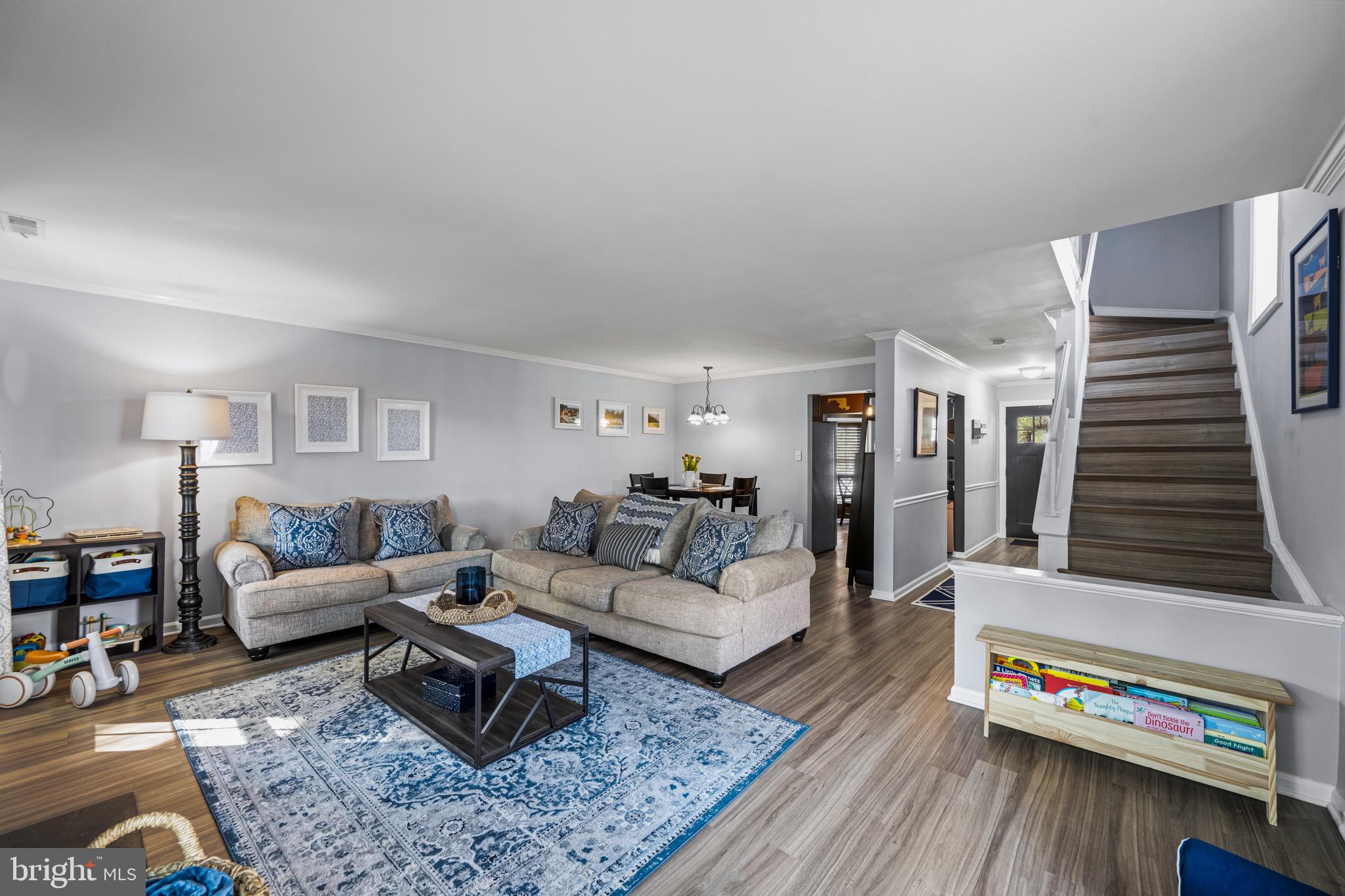 CROFTON MEWS CONDO - Residential