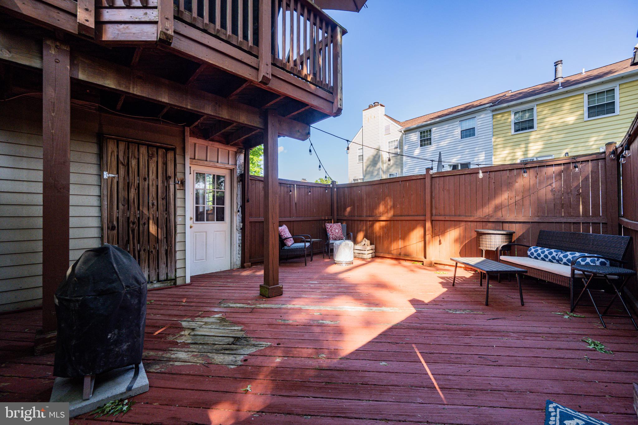 CROFTON MEWS CONDO - Residential