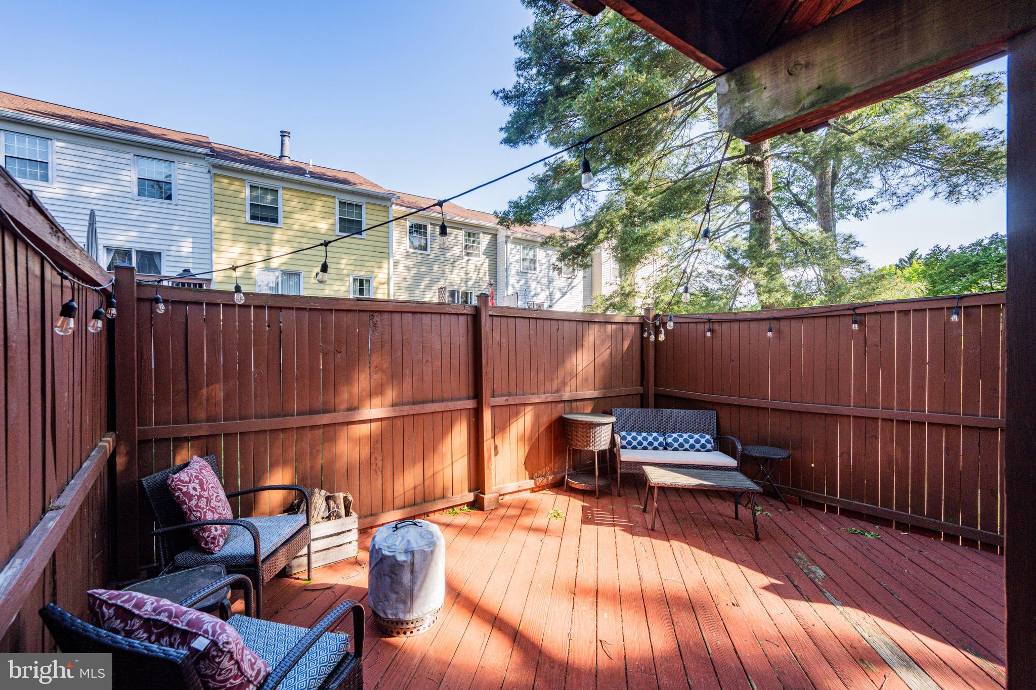 CROFTON MEWS CONDO - Residential