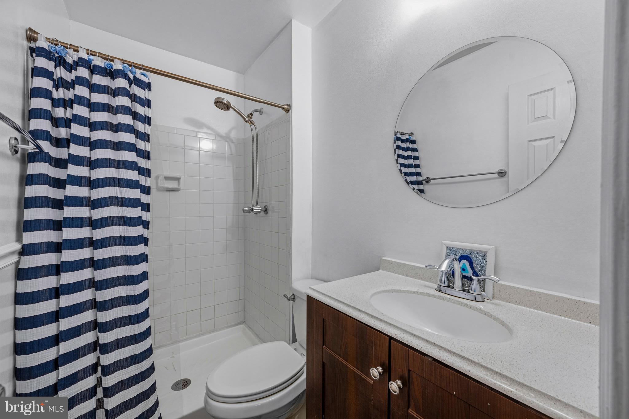 CROFTON MEWS CONDO - Residential