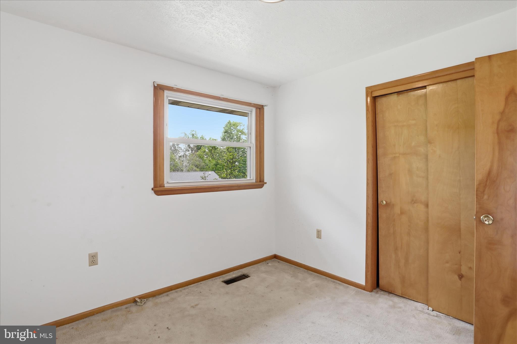 SHERWOOD ACRES - Residential