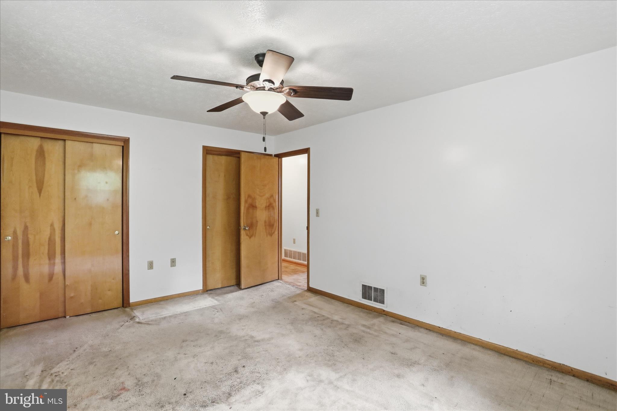 SHERWOOD ACRES - Residential