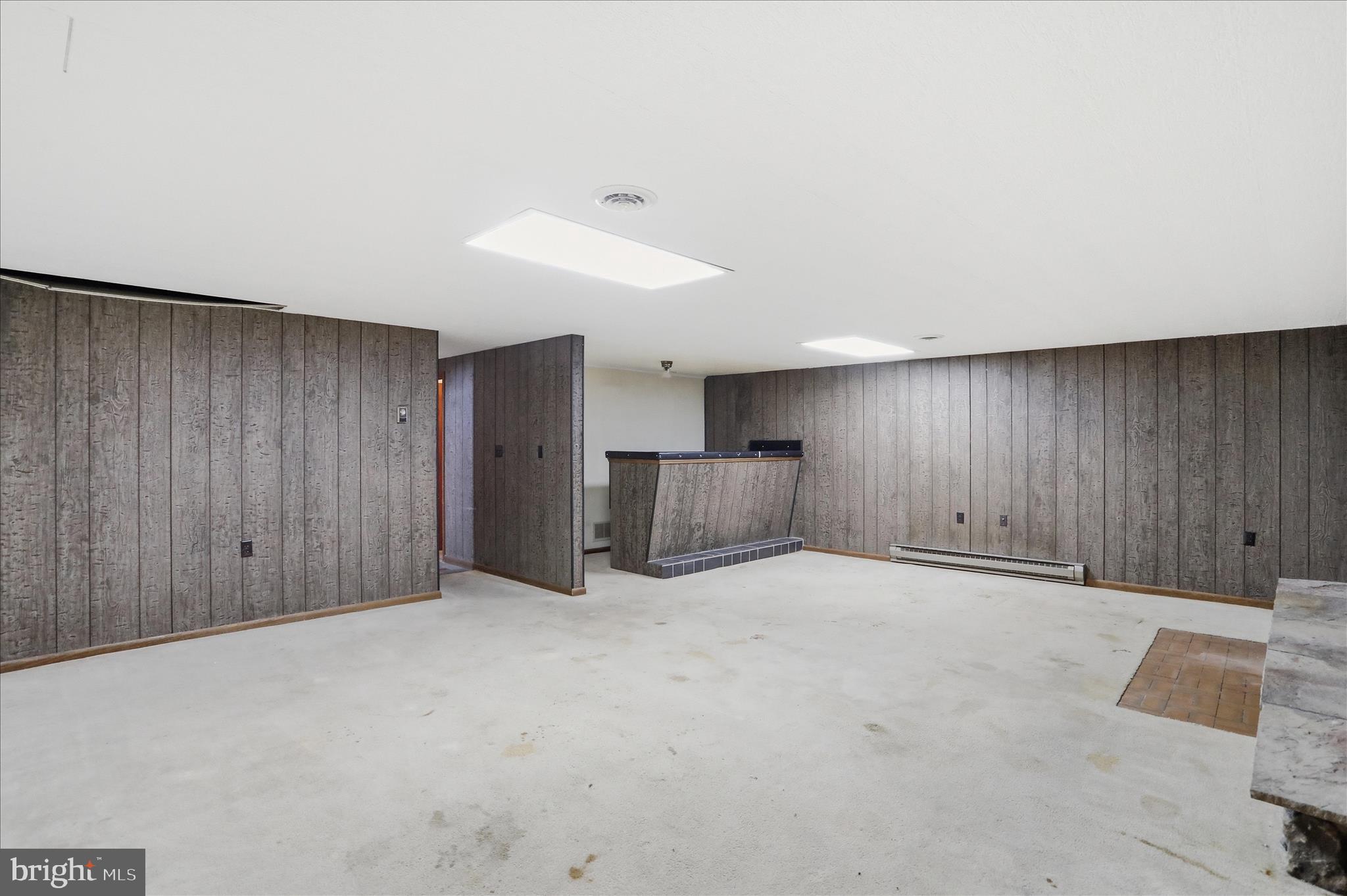 SHERWOOD ACRES - Residential