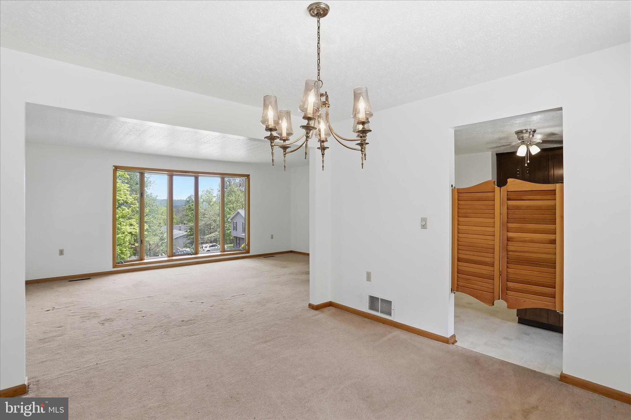 SHERWOOD ACRES - Residential