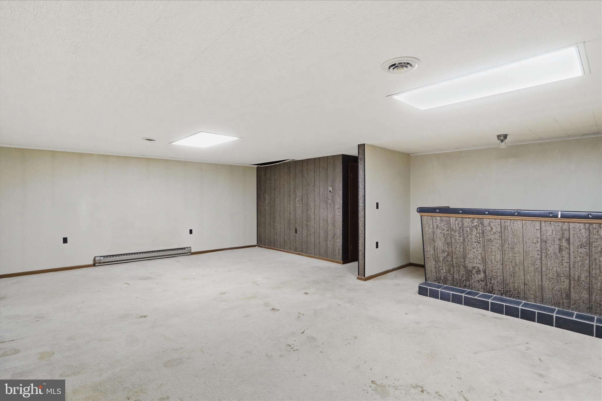 SHERWOOD ACRES - Residential