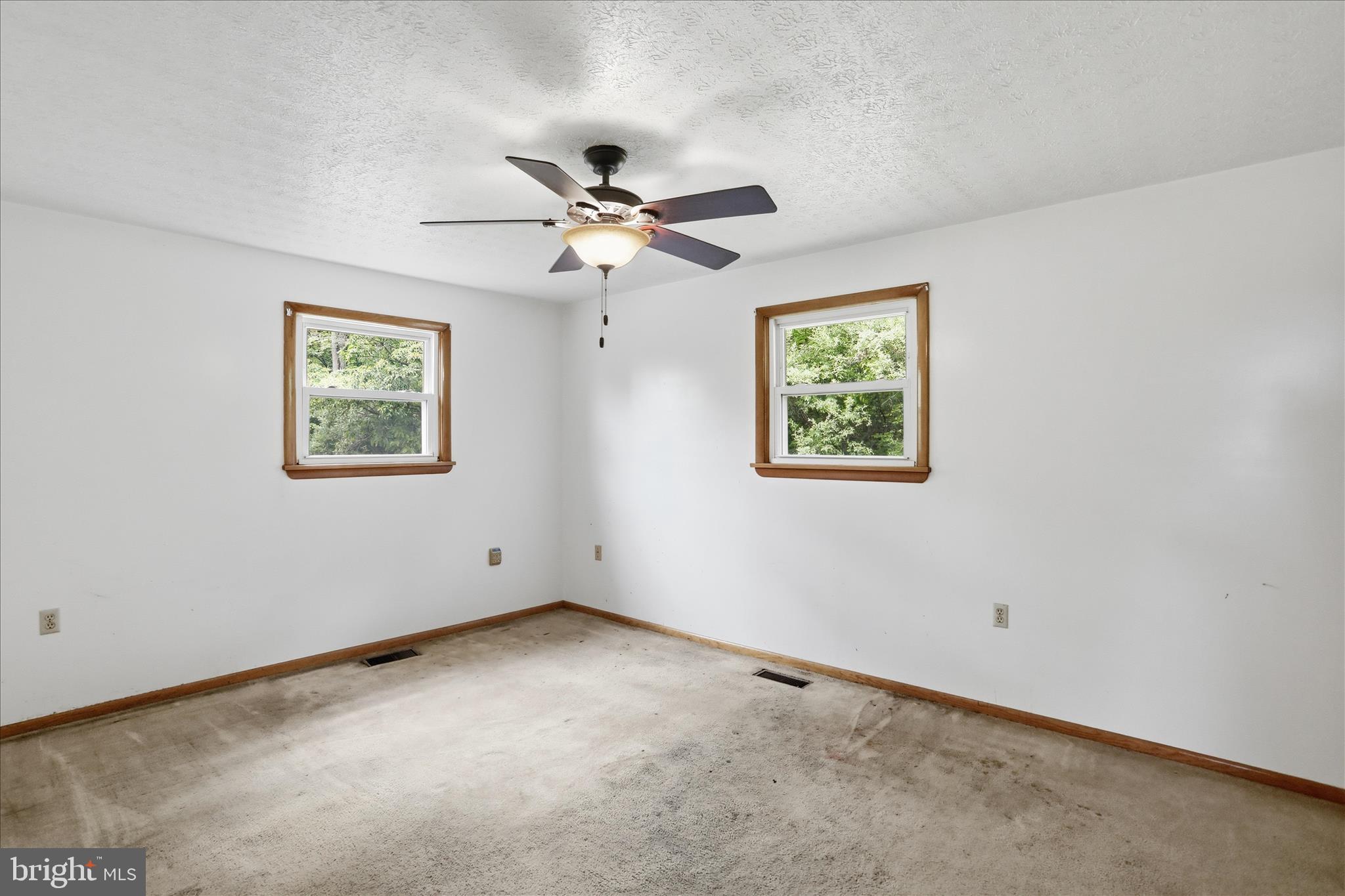 SHERWOOD ACRES - Residential