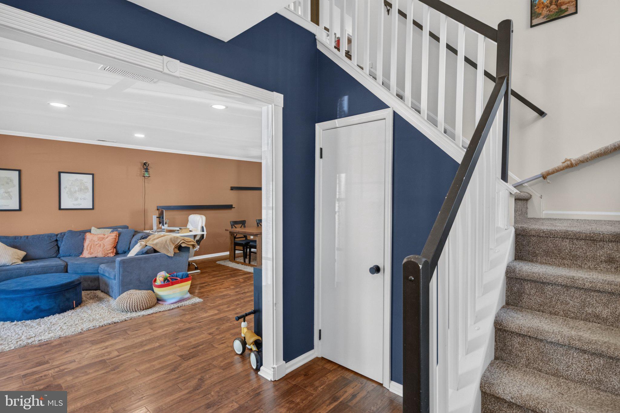 604 OSWEGO COURT