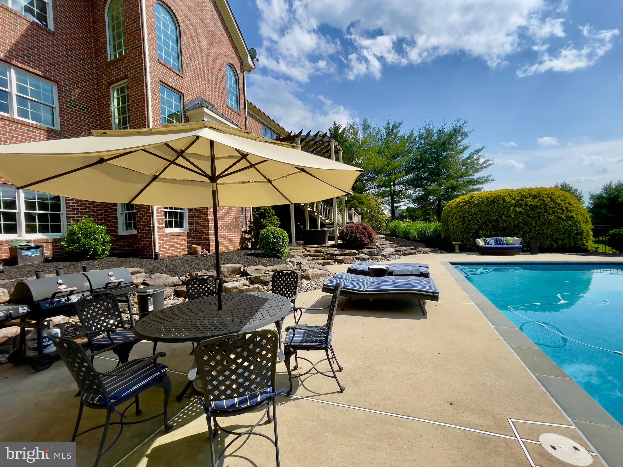 QUARTERFIELD - Residential