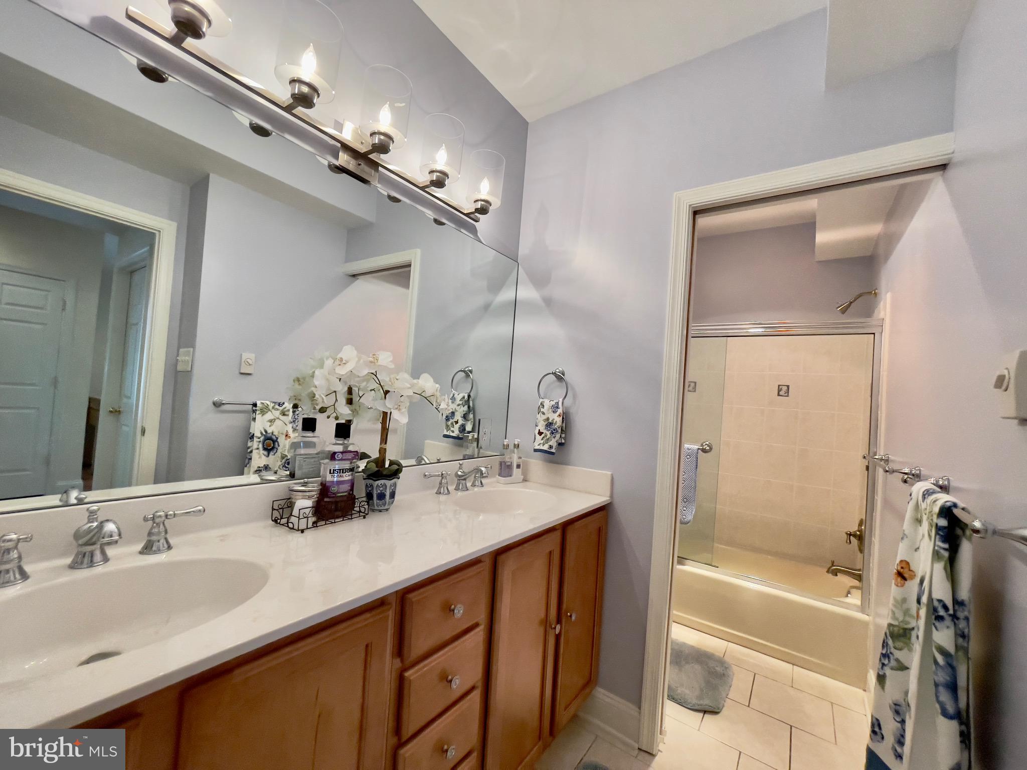 QUARTERFIELD - Residential