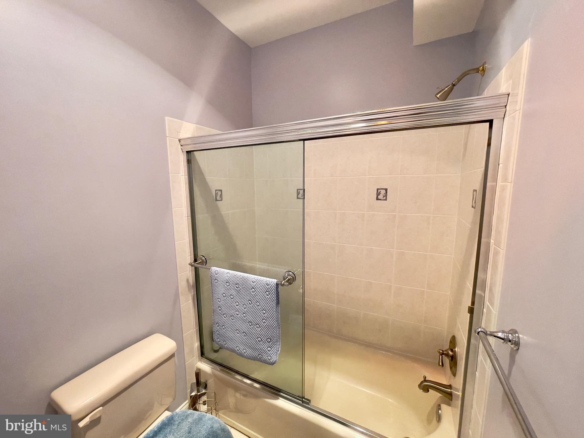 QUARTERFIELD - Residential