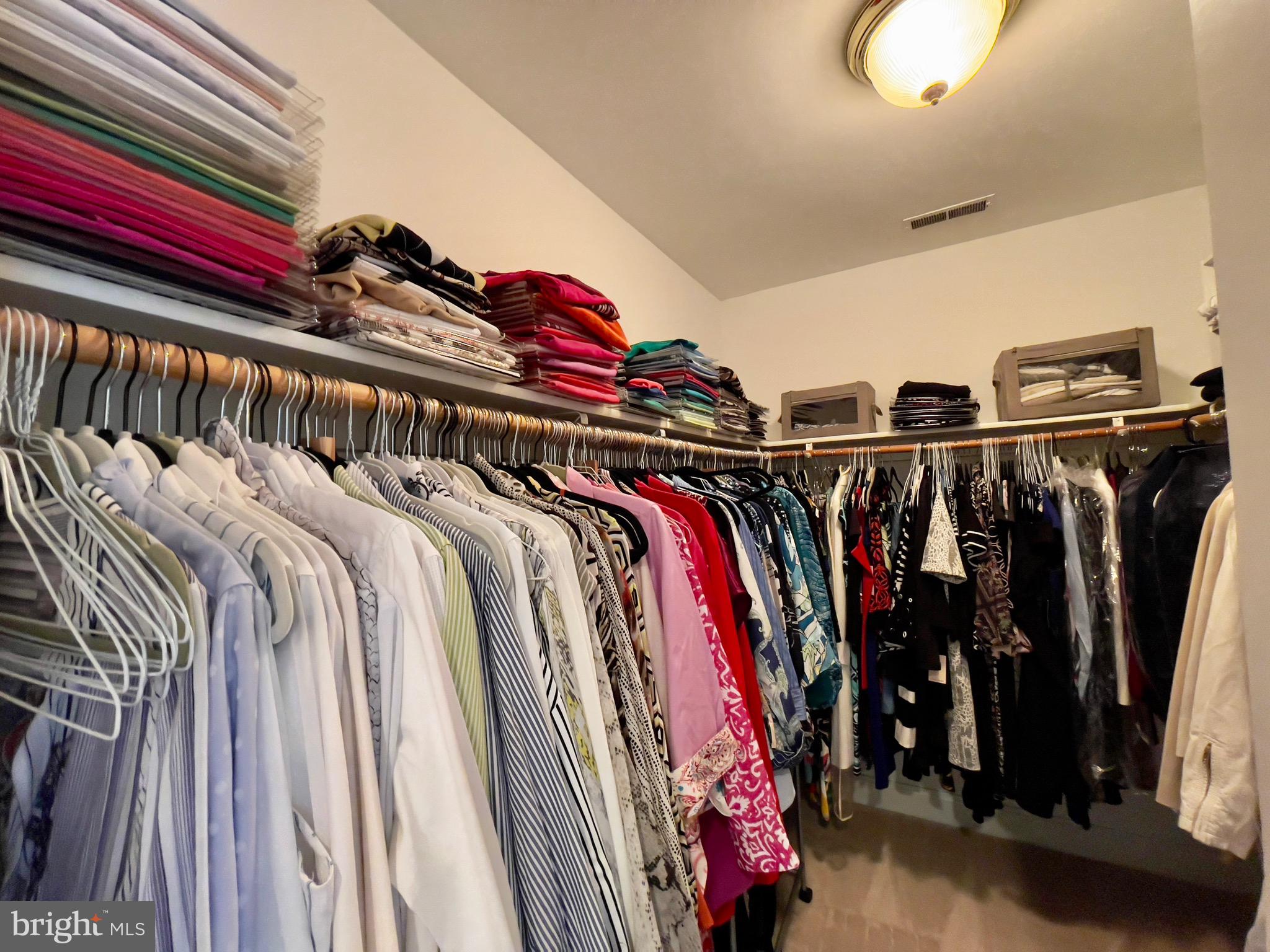 QUARTERFIELD - Residential