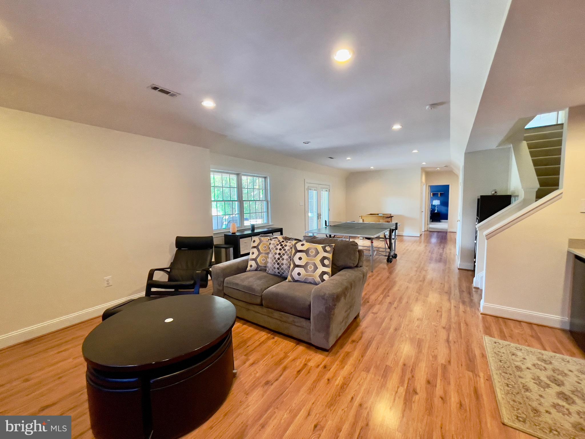 QUARTERFIELD - Residential