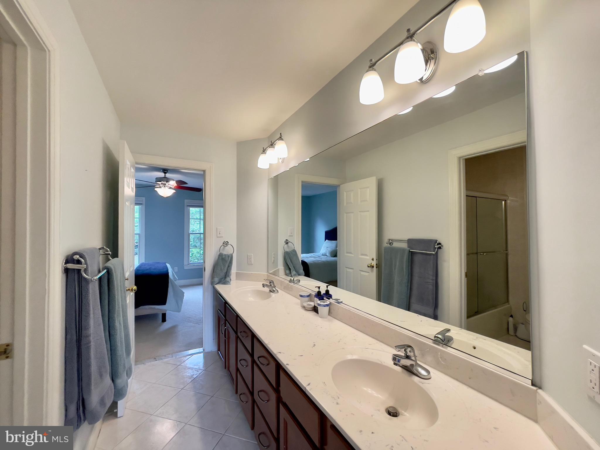 QUARTERFIELD - Residential