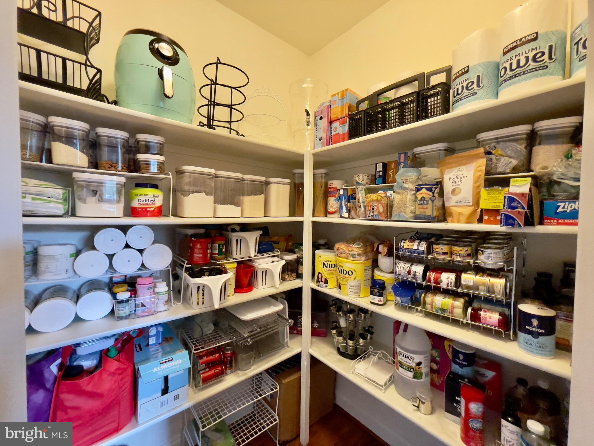 QUARTERFIELD - Residential