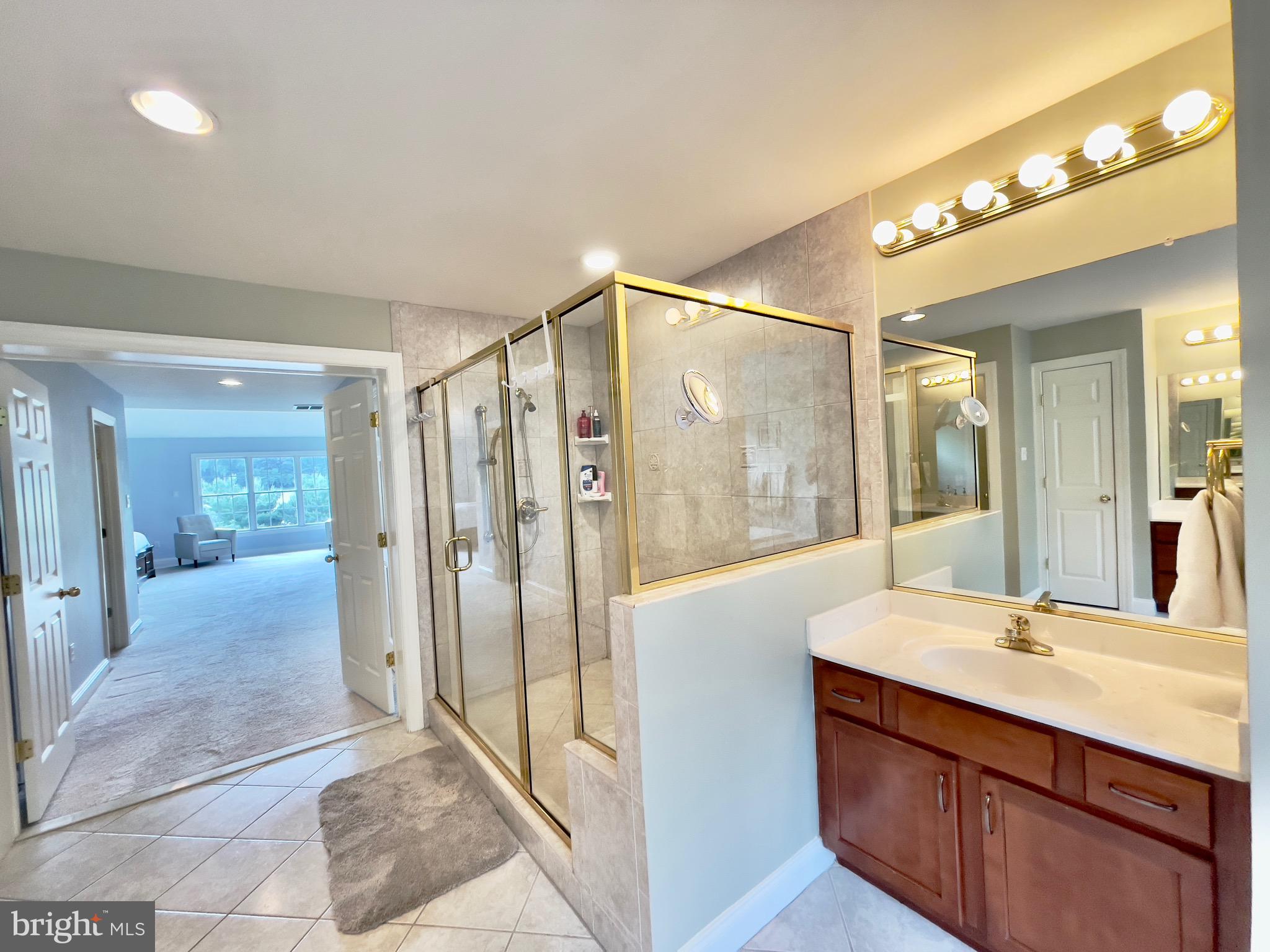 QUARTERFIELD - Residential