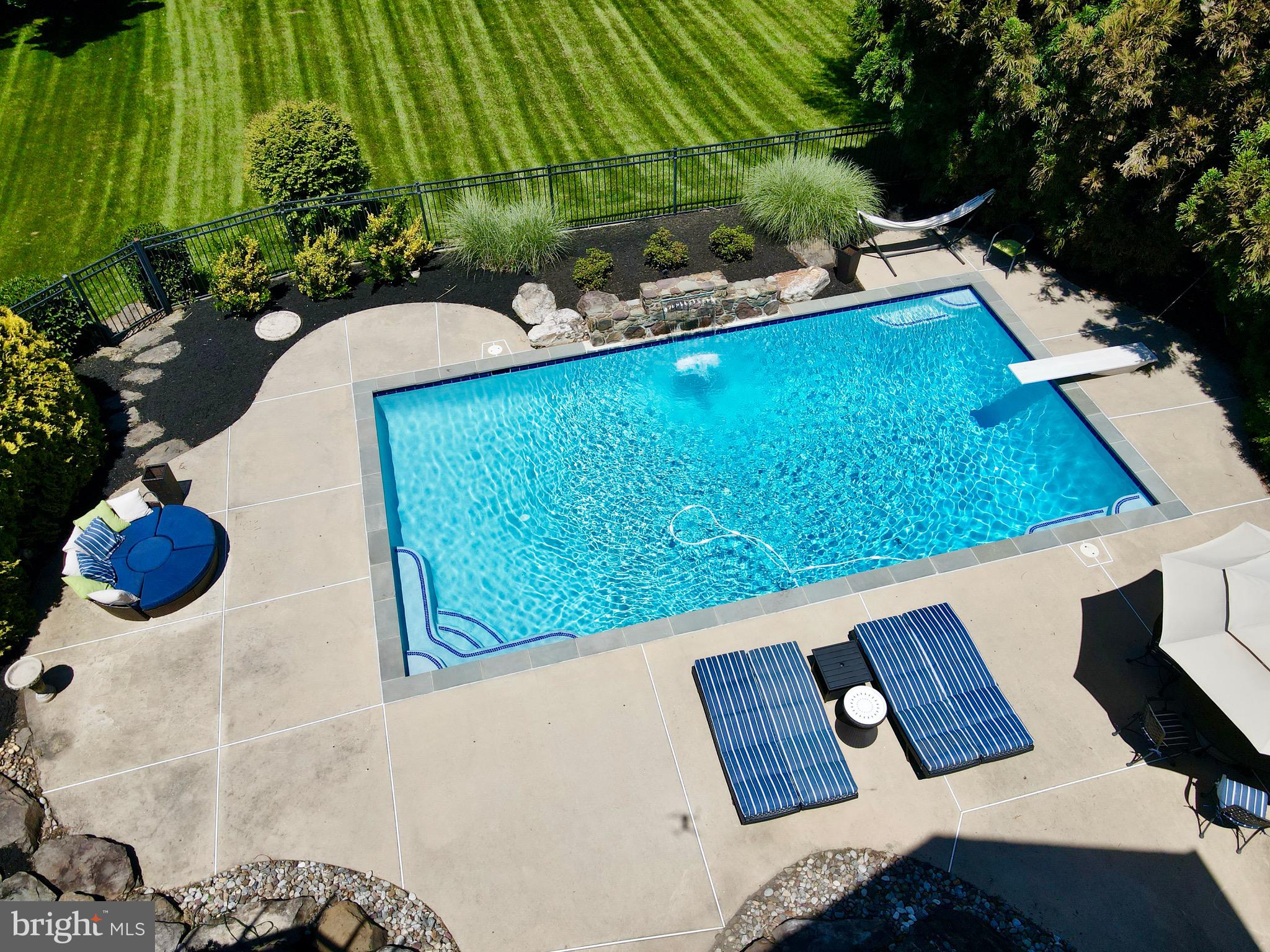 QUARTERFIELD - Residential