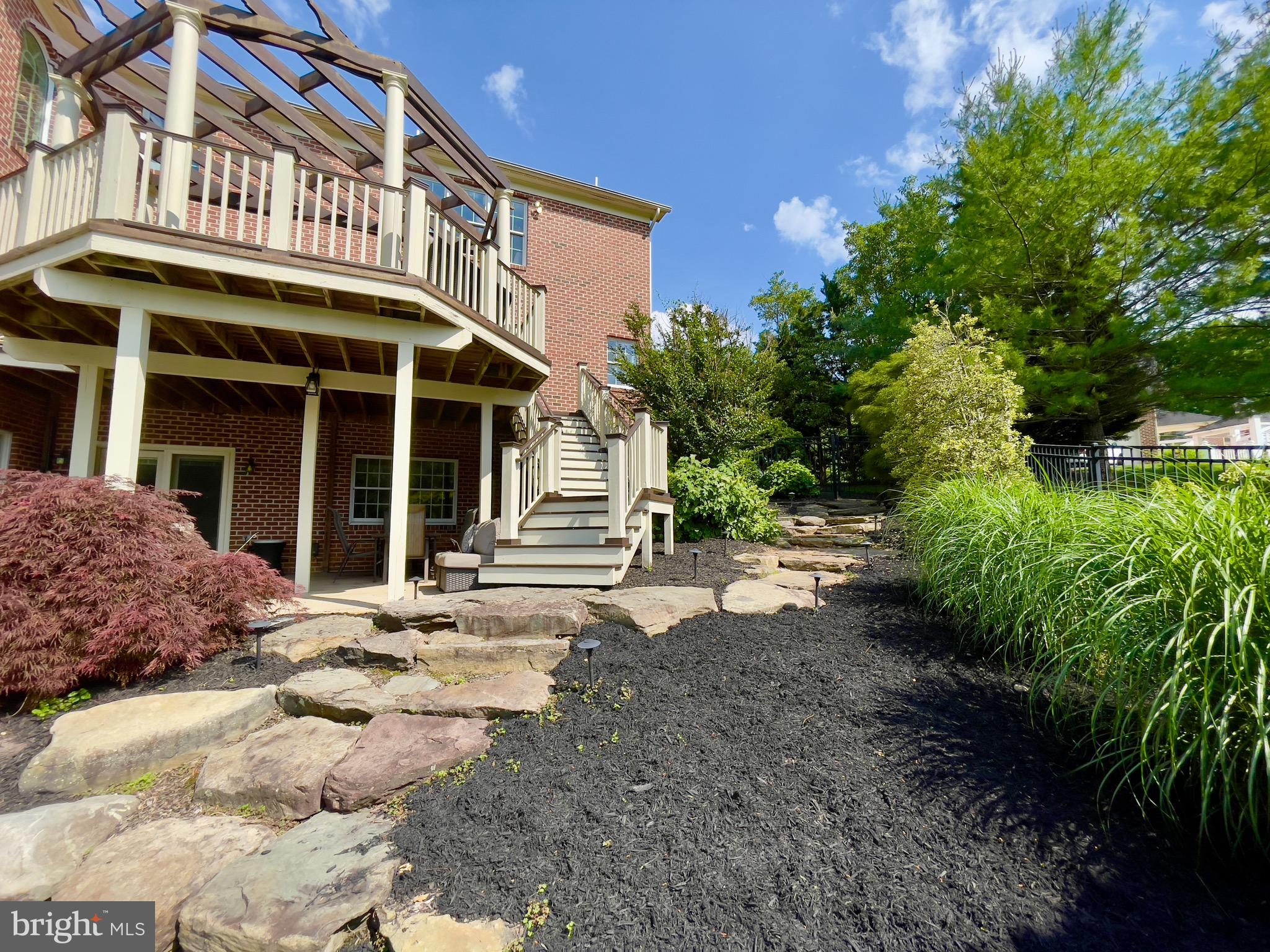 QUARTERFIELD - Residential