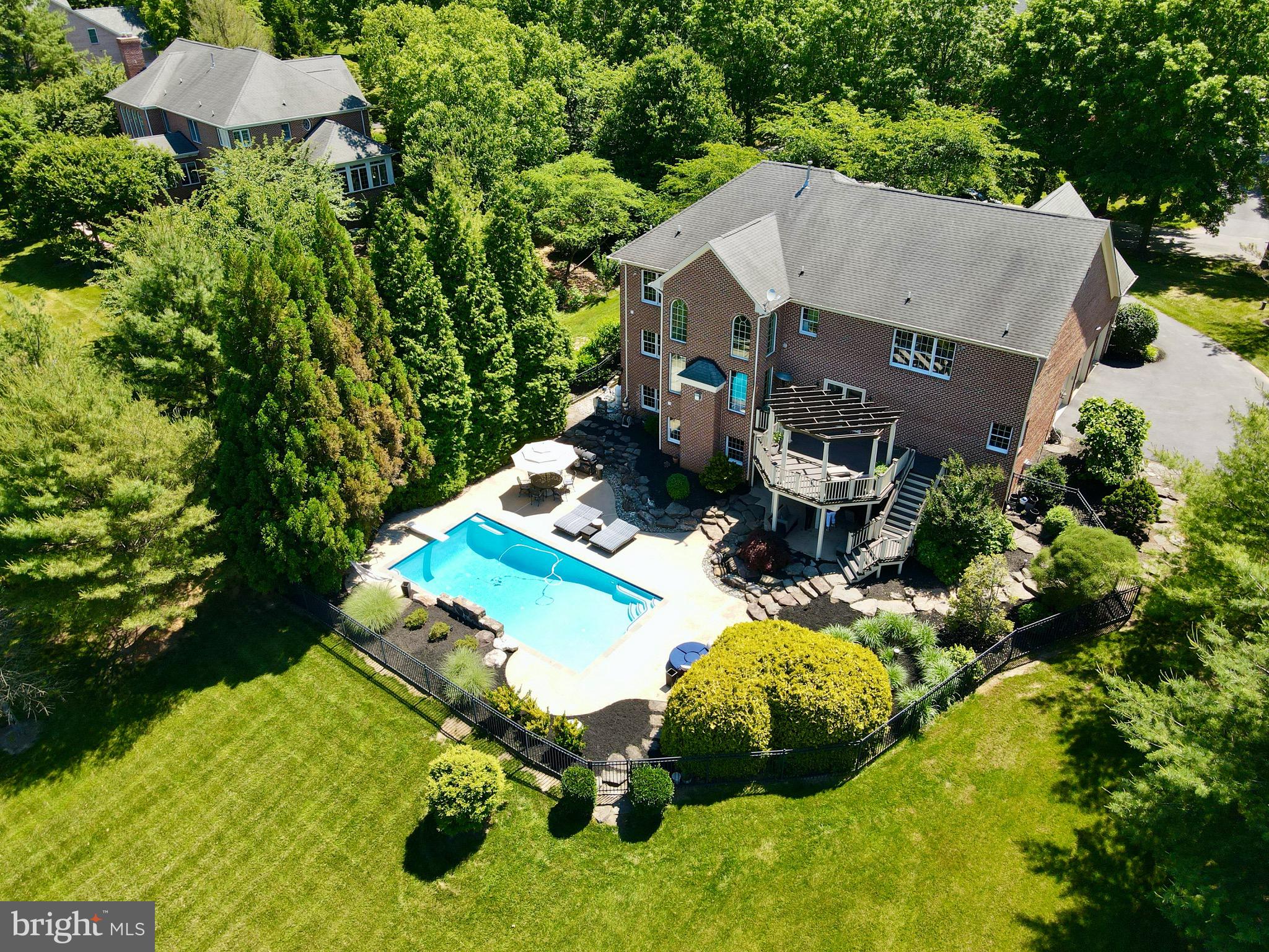 QUARTERFIELD - Residential