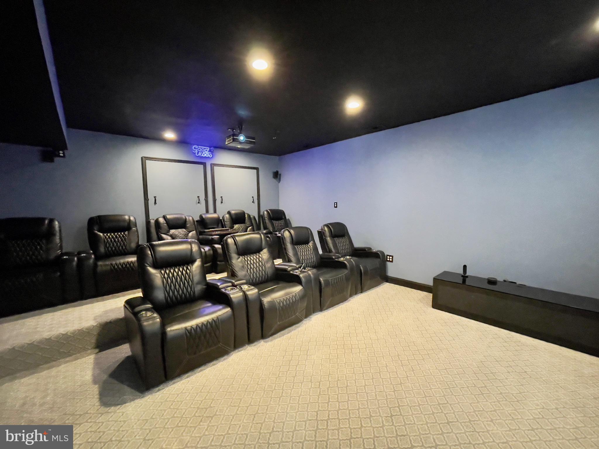 QUARTERFIELD - Residential