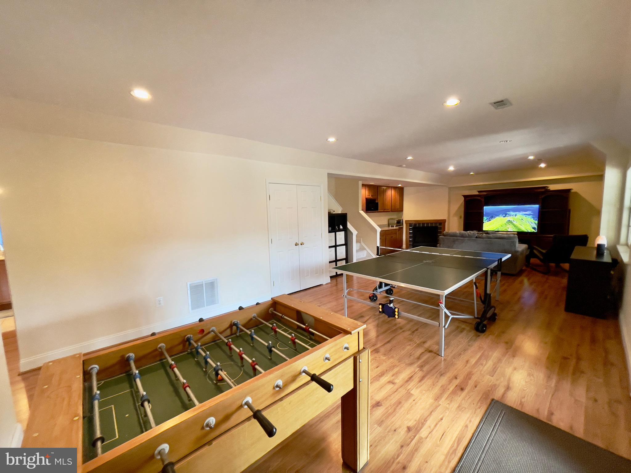 QUARTERFIELD - Residential