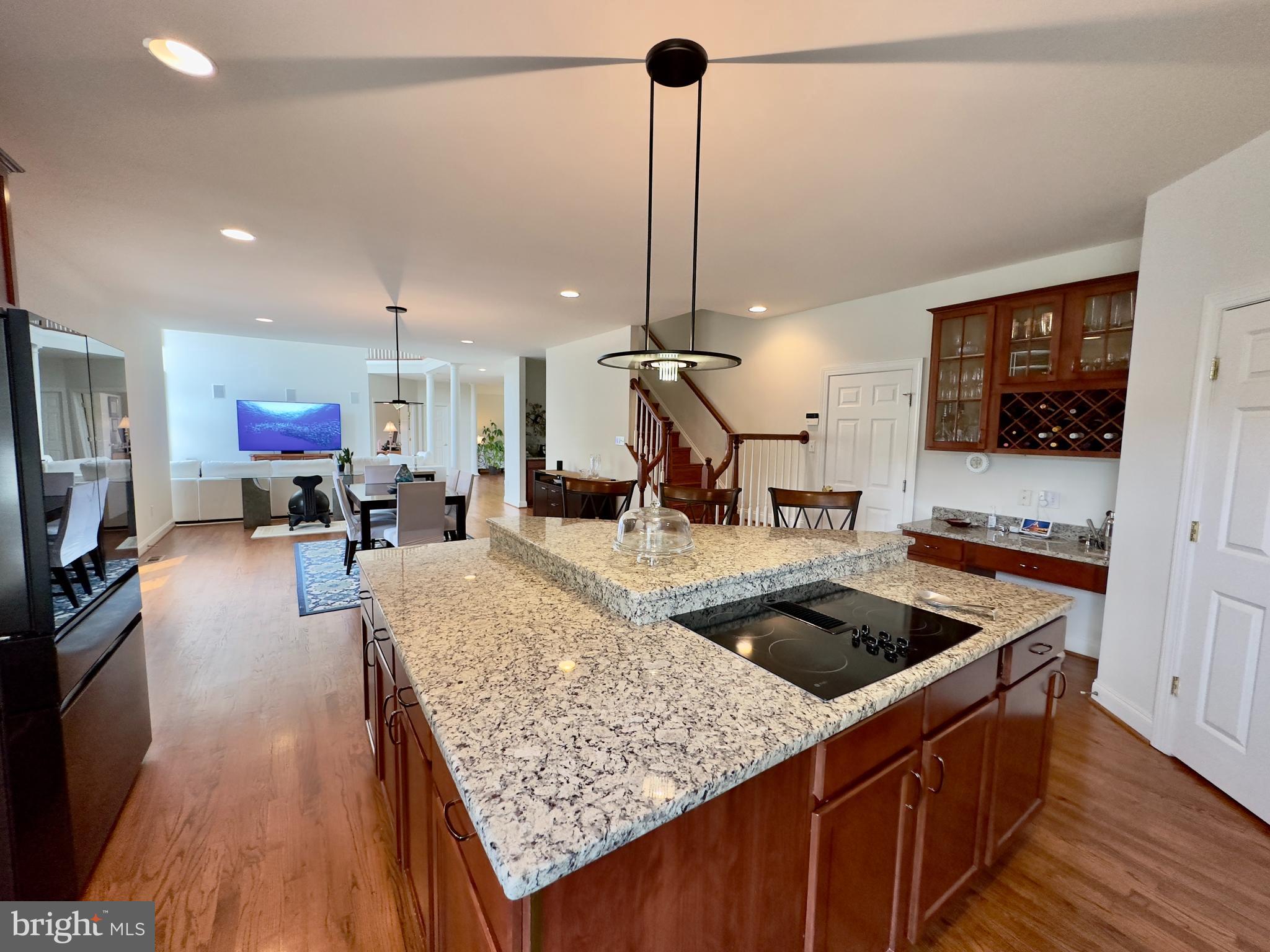 QUARTERFIELD - Residential