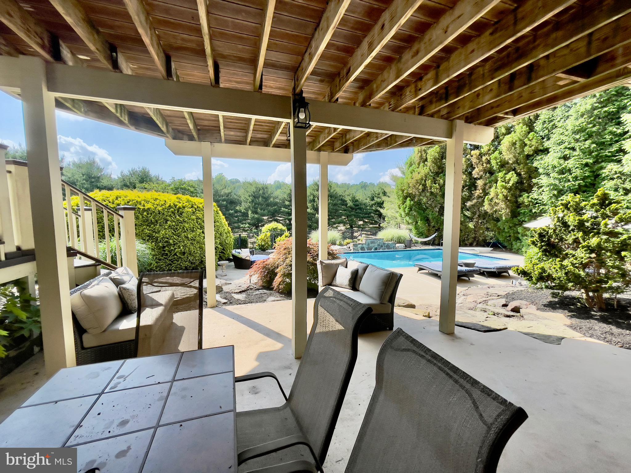 QUARTERFIELD - Residential