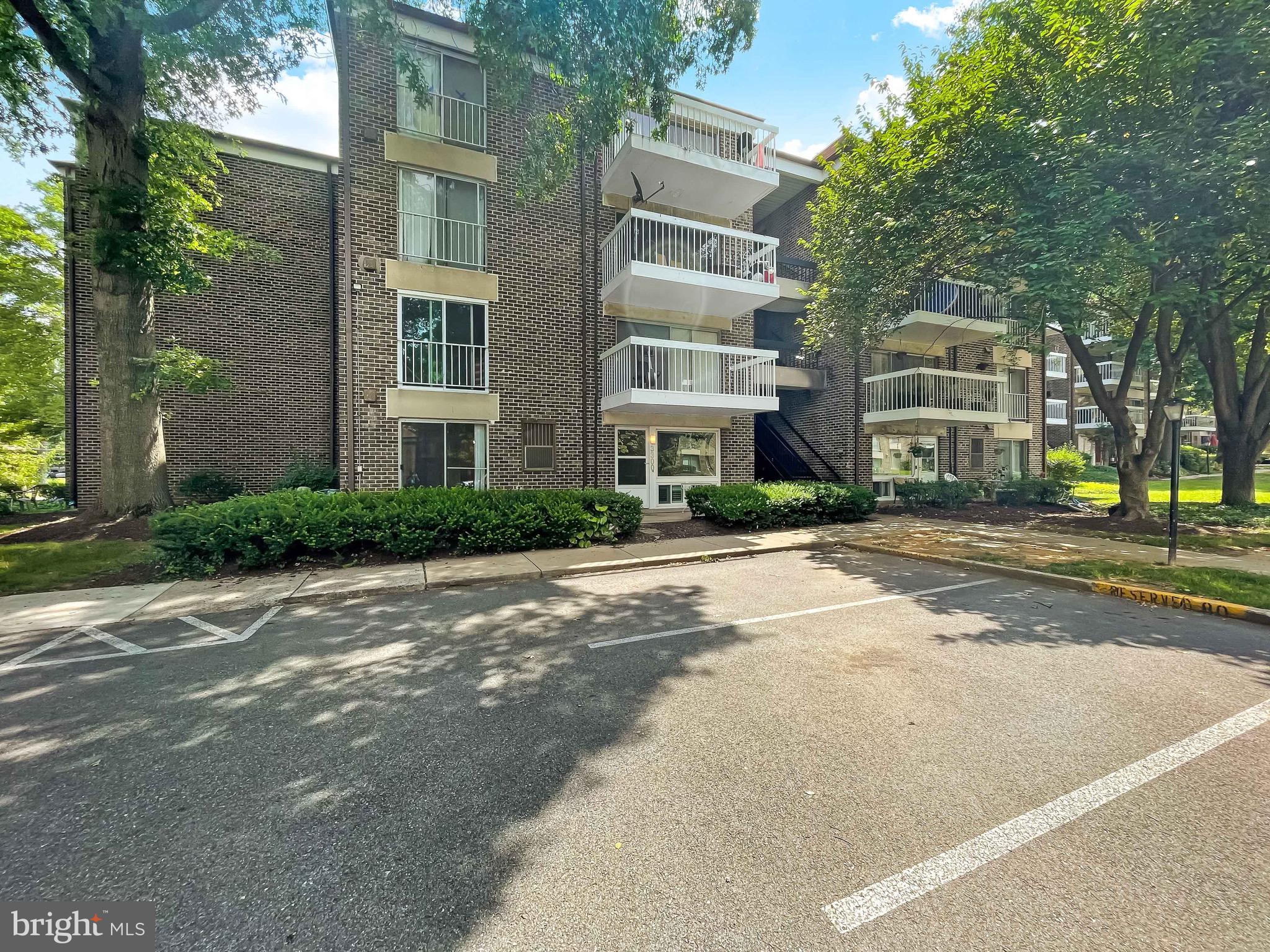 WESTCHESTER WEST - Residential