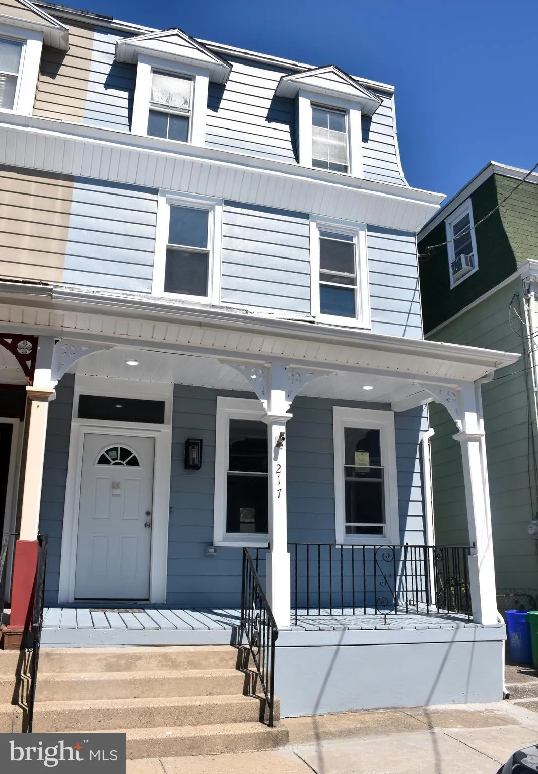 Burlington, New Jersey 08016, United States, 5 Bedrooms Bedrooms, ,2 BathroomsBathrooms,Residential,Active,198644