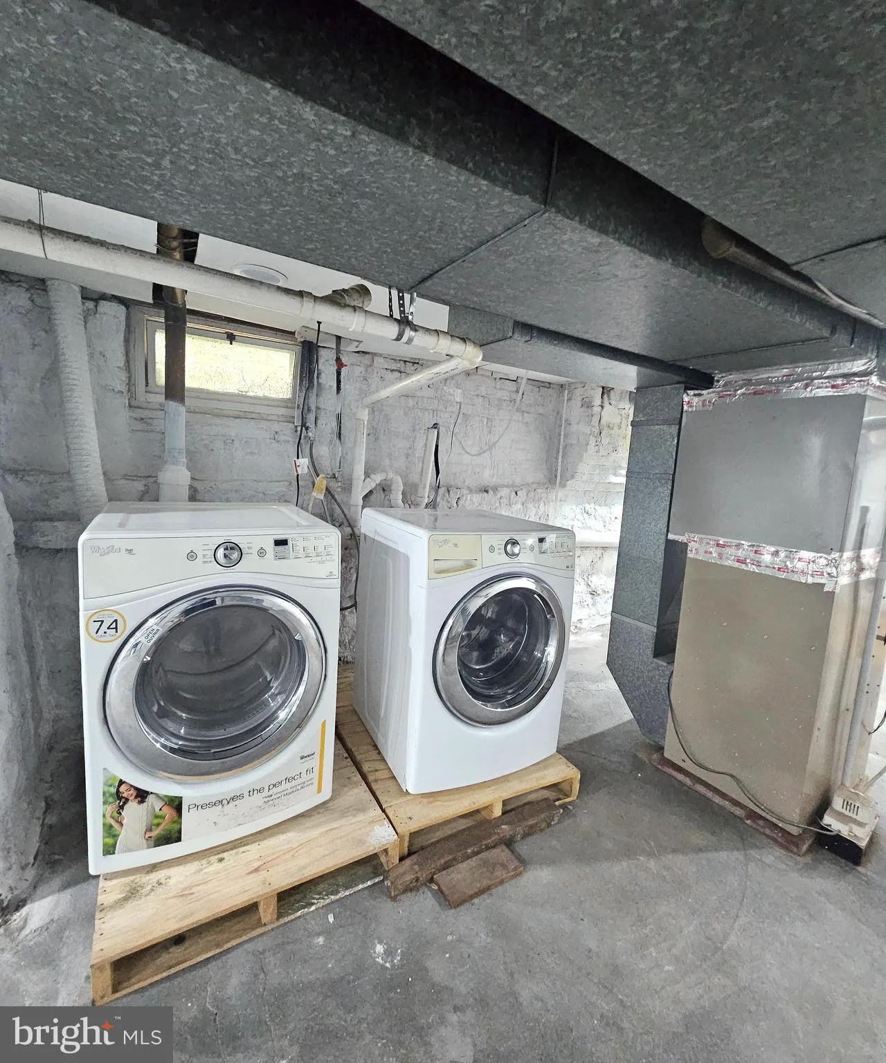 Burlington, New Jersey 08016, United States, 5 Bedrooms Bedrooms, ,2 BathroomsBathrooms,Residential,Active,198644