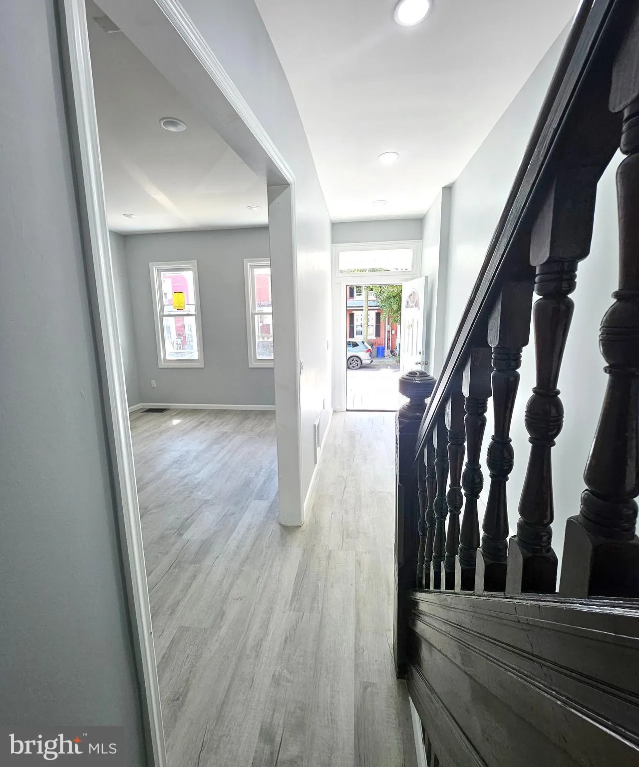 Burlington, New Jersey 08016, United States, 5 Bedrooms Bedrooms, ,2 BathroomsBathrooms,Residential,Active,198644