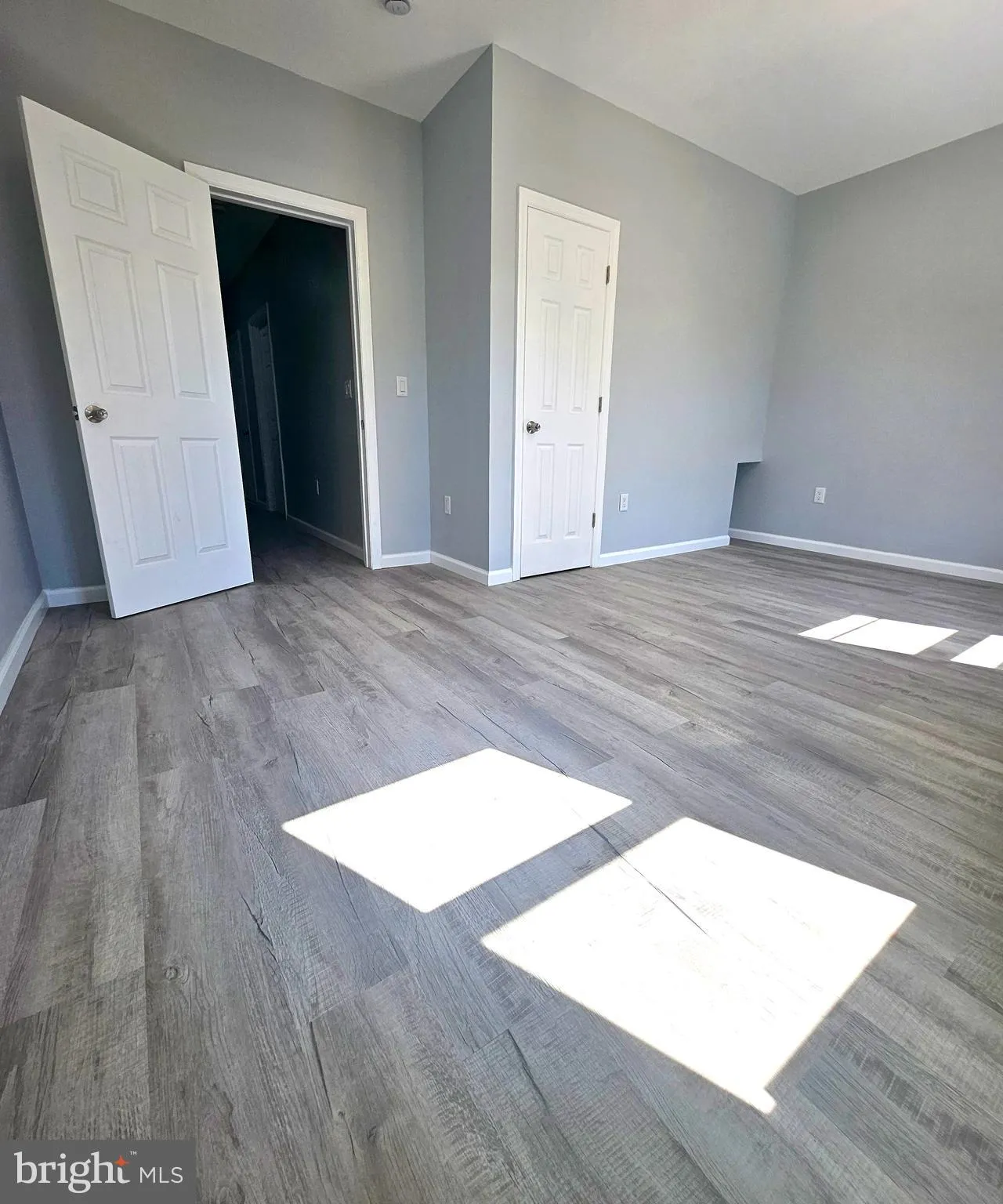 Burlington, New Jersey 08016, United States, 5 Bedrooms Bedrooms, ,2 BathroomsBathrooms,Residential,Active,198644