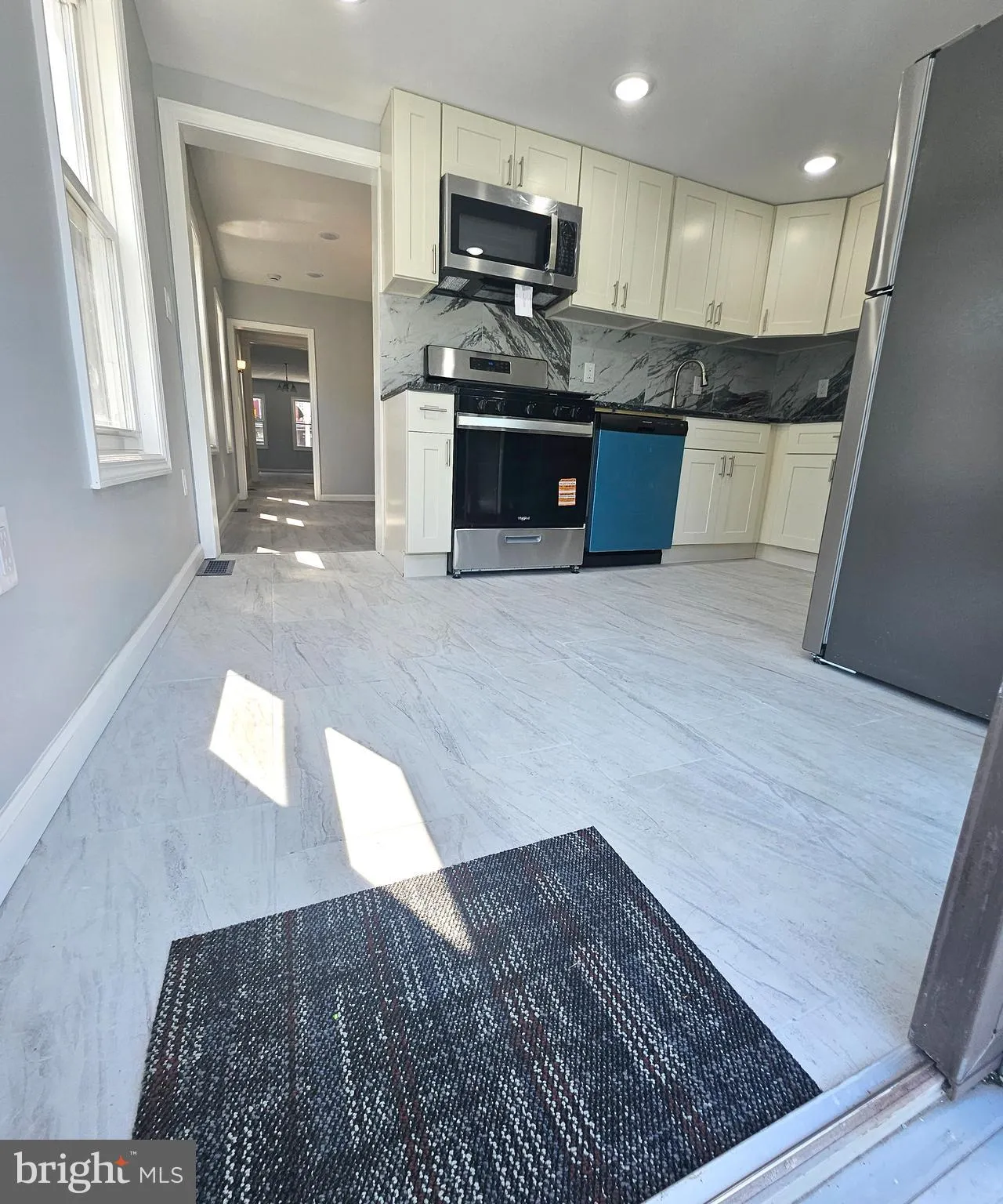 Burlington, New Jersey 08016, United States, 5 Bedrooms Bedrooms, ,2 BathroomsBathrooms,Residential,Active,198644