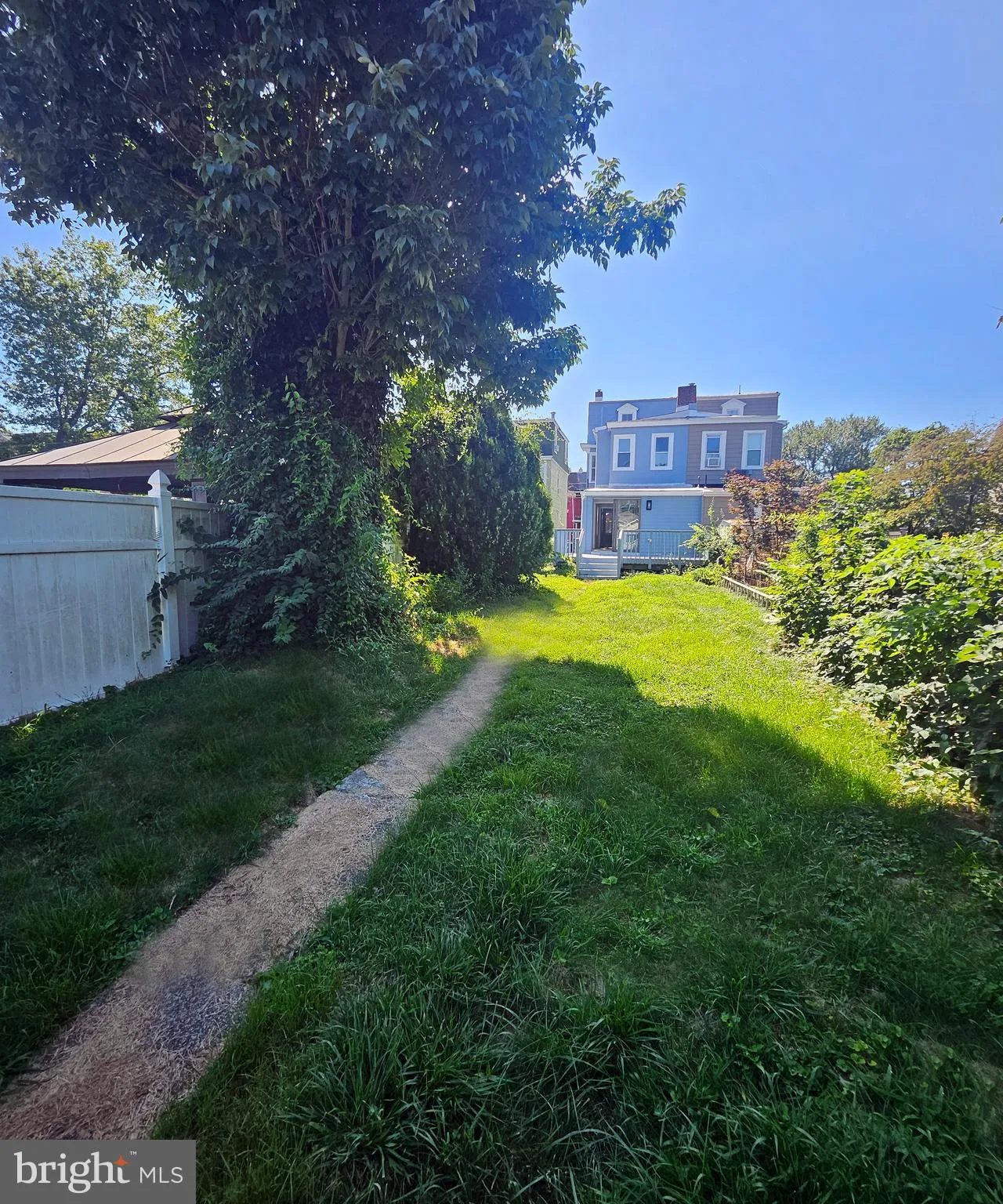 Burlington, New Jersey 08016, United States, 5 Bedrooms Bedrooms, ,2 BathroomsBathrooms,Residential,Active,198644