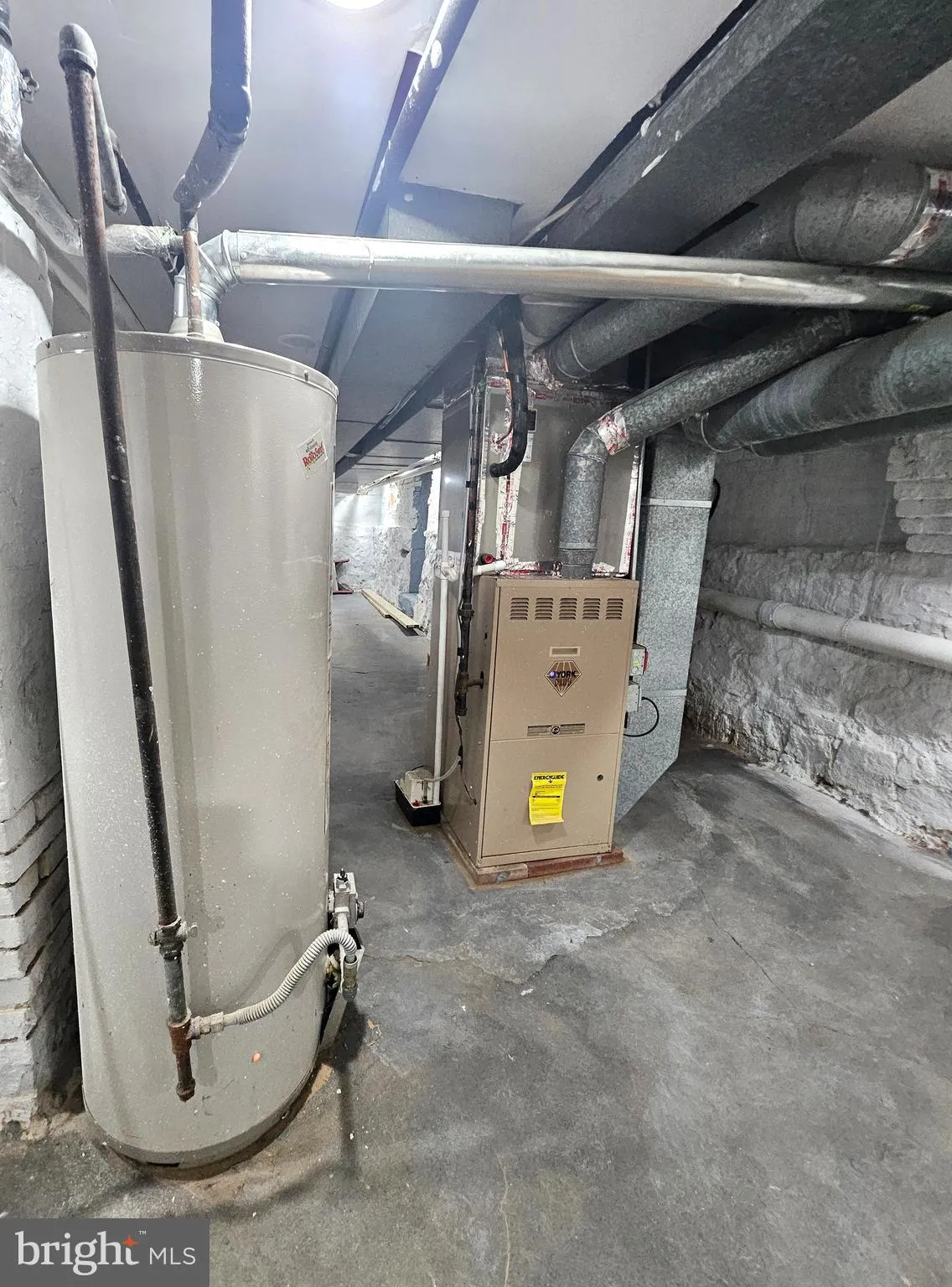 Burlington, New Jersey 08016, United States, 5 Bedrooms Bedrooms, ,2 BathroomsBathrooms,Residential,Active,198644