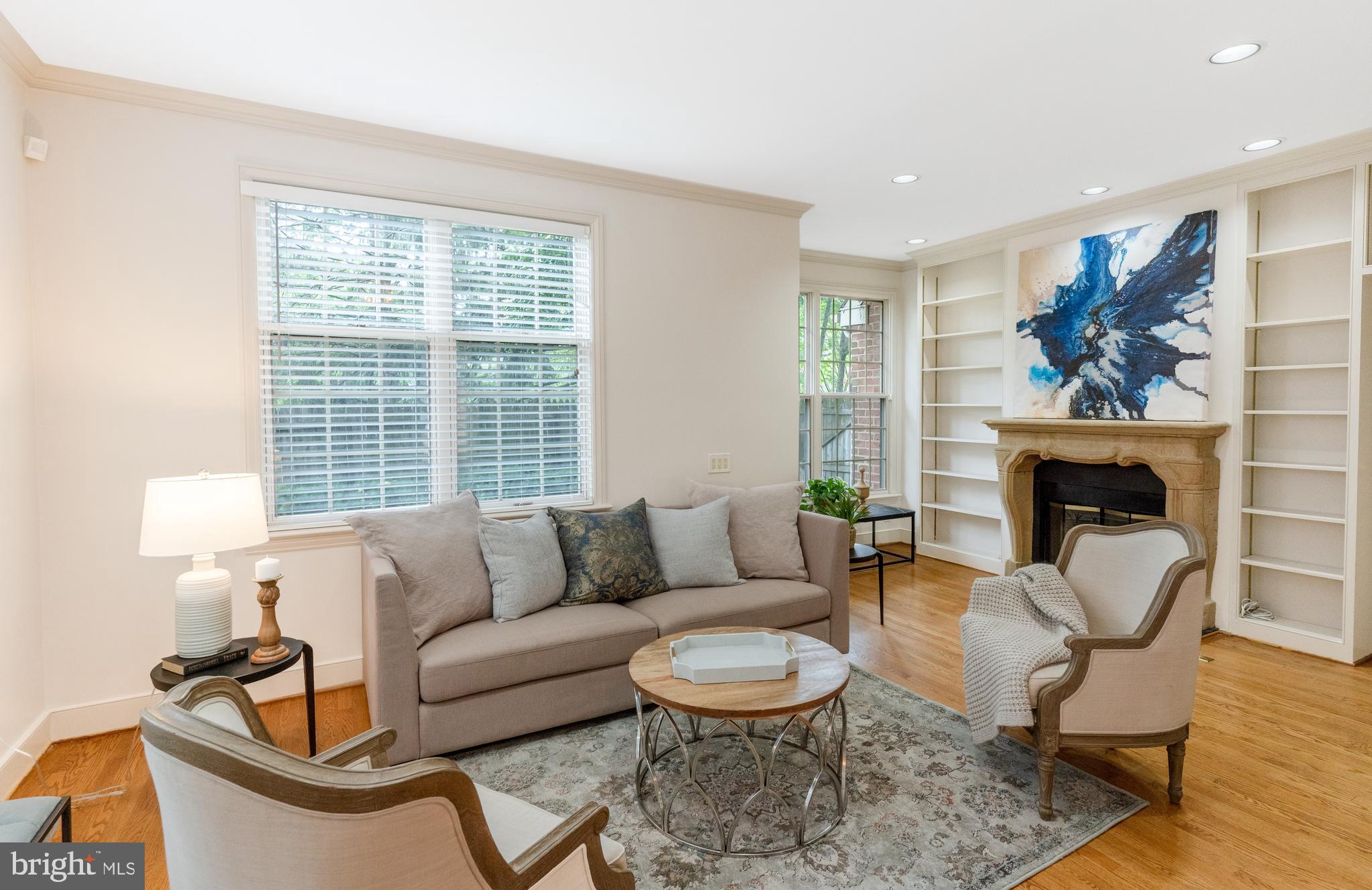 THACHER CT - Residential
